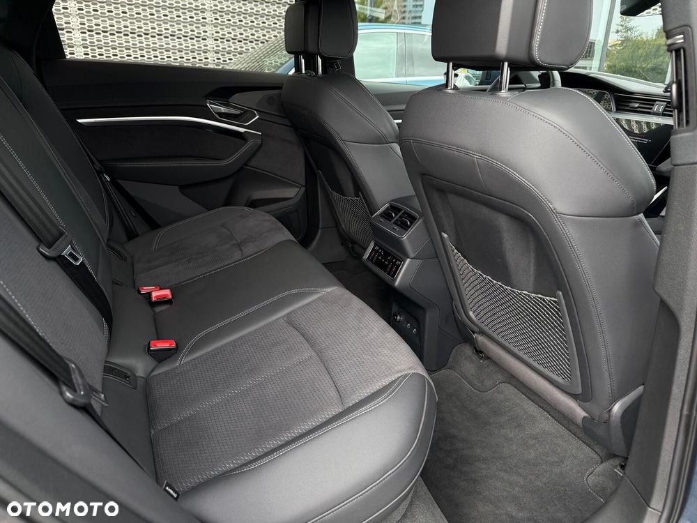 Audi Q8 e-tron 50 95kWh Quattro S Line - 28