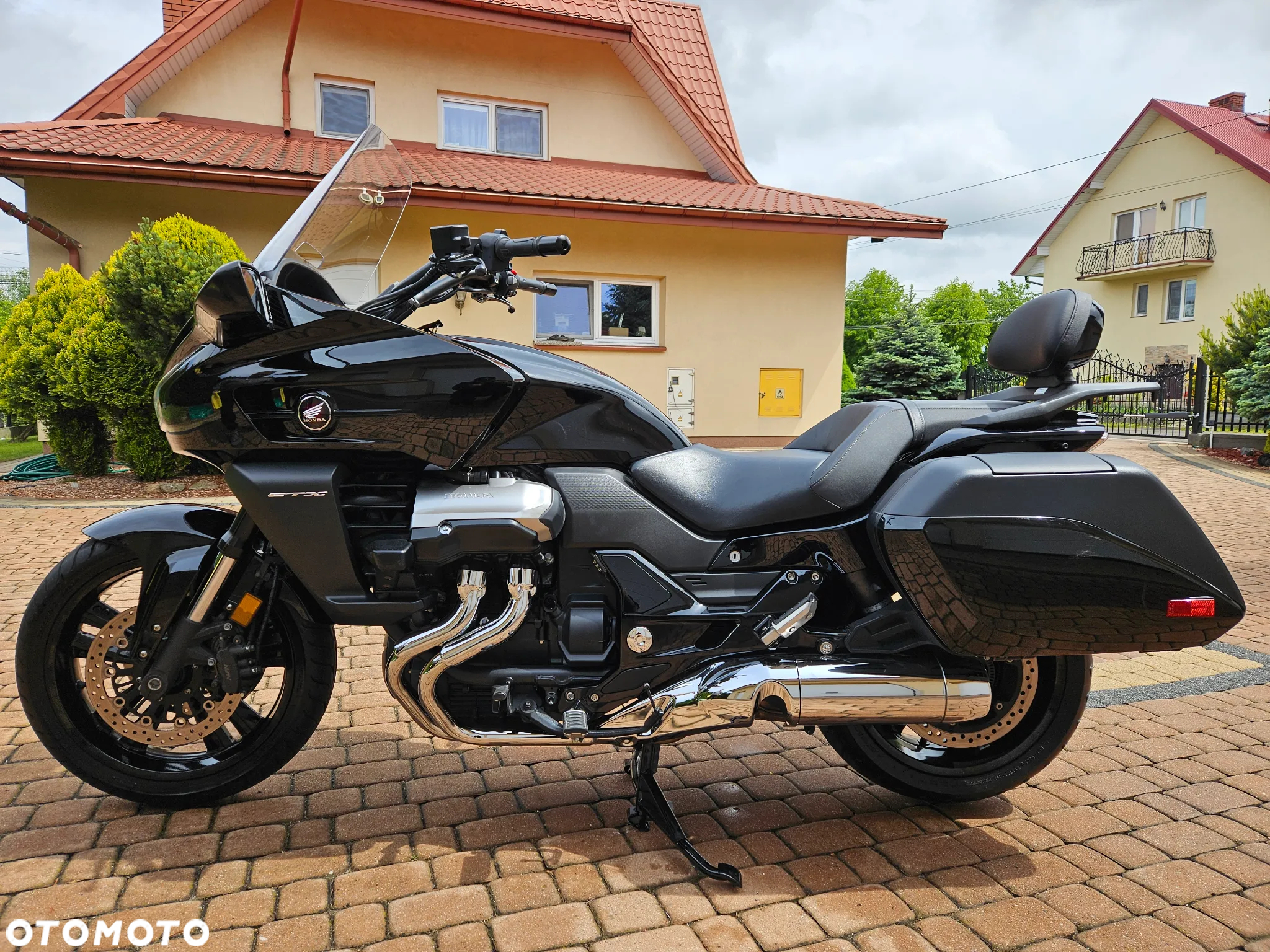 Honda CTX - 2