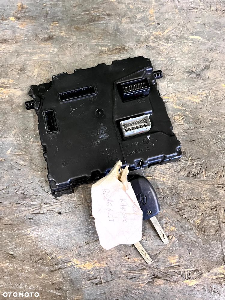 RENAULT KANGOO II MODUŁ BCM 8201077405B - 1