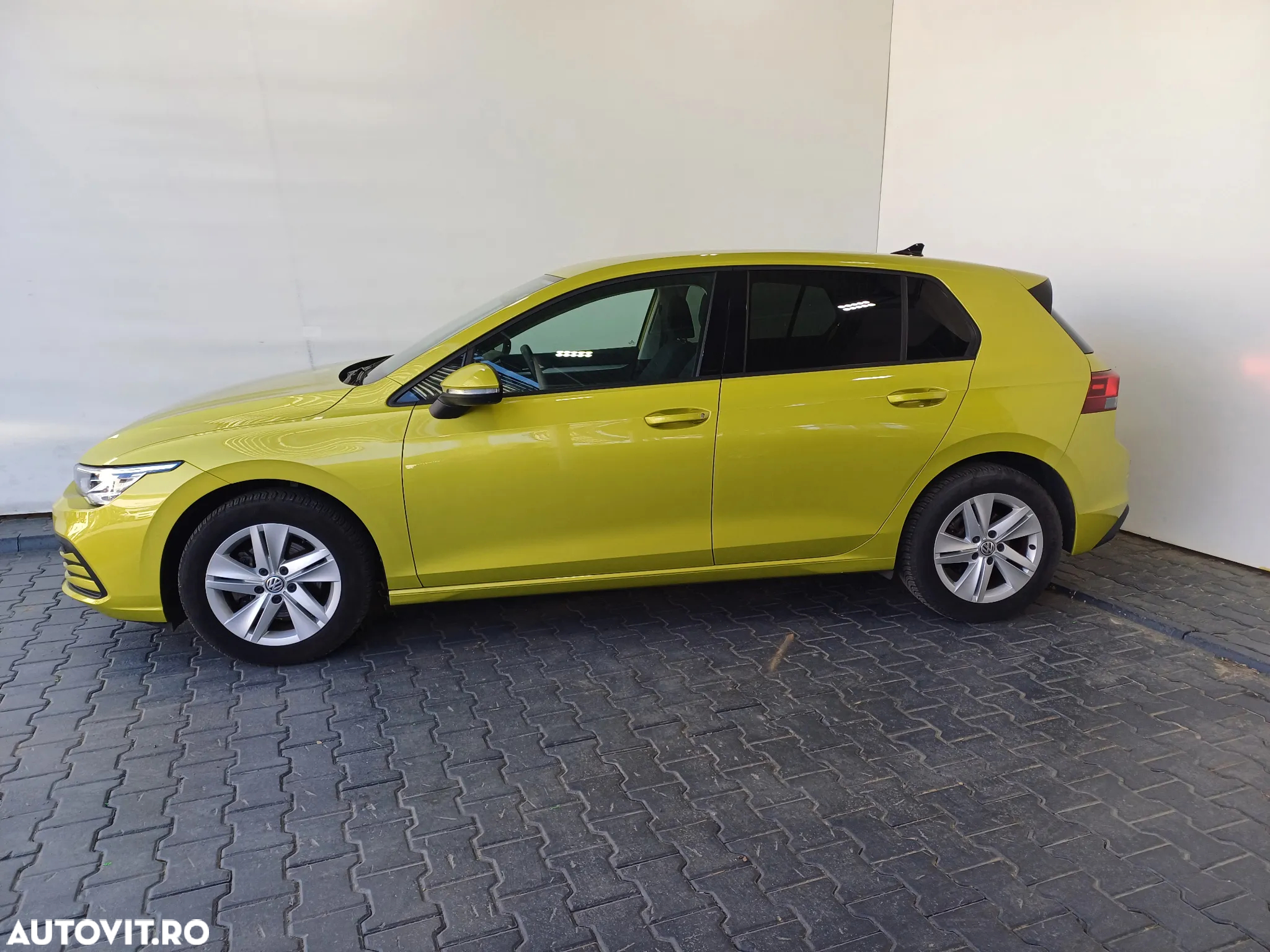 Volkswagen Golf 1.5 TSI Life - 2
