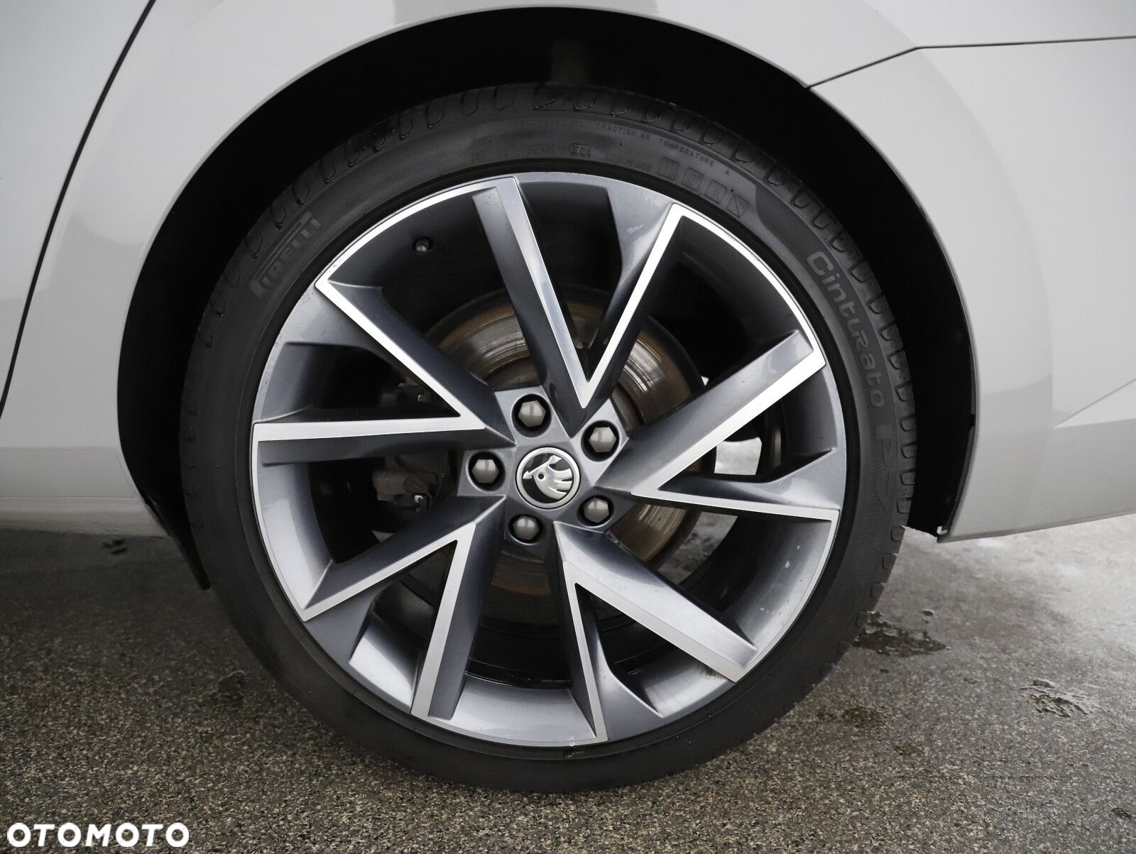 Skoda Superb 2.0 TDI SCR 4x4 Sportline DSG - 32