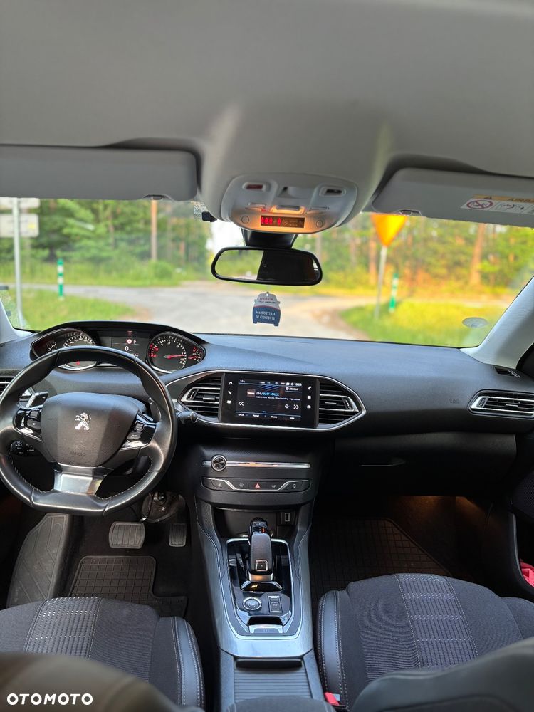 Peugeot 308 1.5 BlueHDi Allure Pack S&S EAT8 - 13