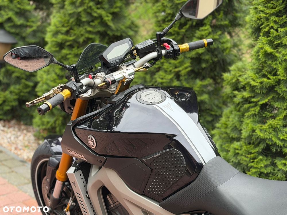 Yamaha MT - 15