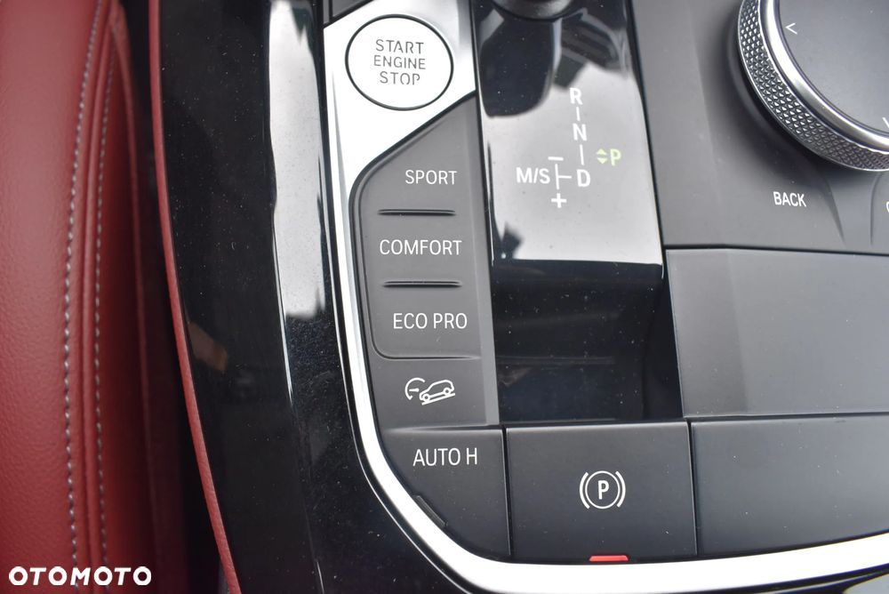 BMW X4 xDrive20i mHEV sport - 29