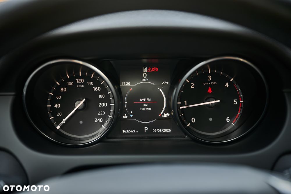 Land Rover Discovery Sport D180 HSE - 25