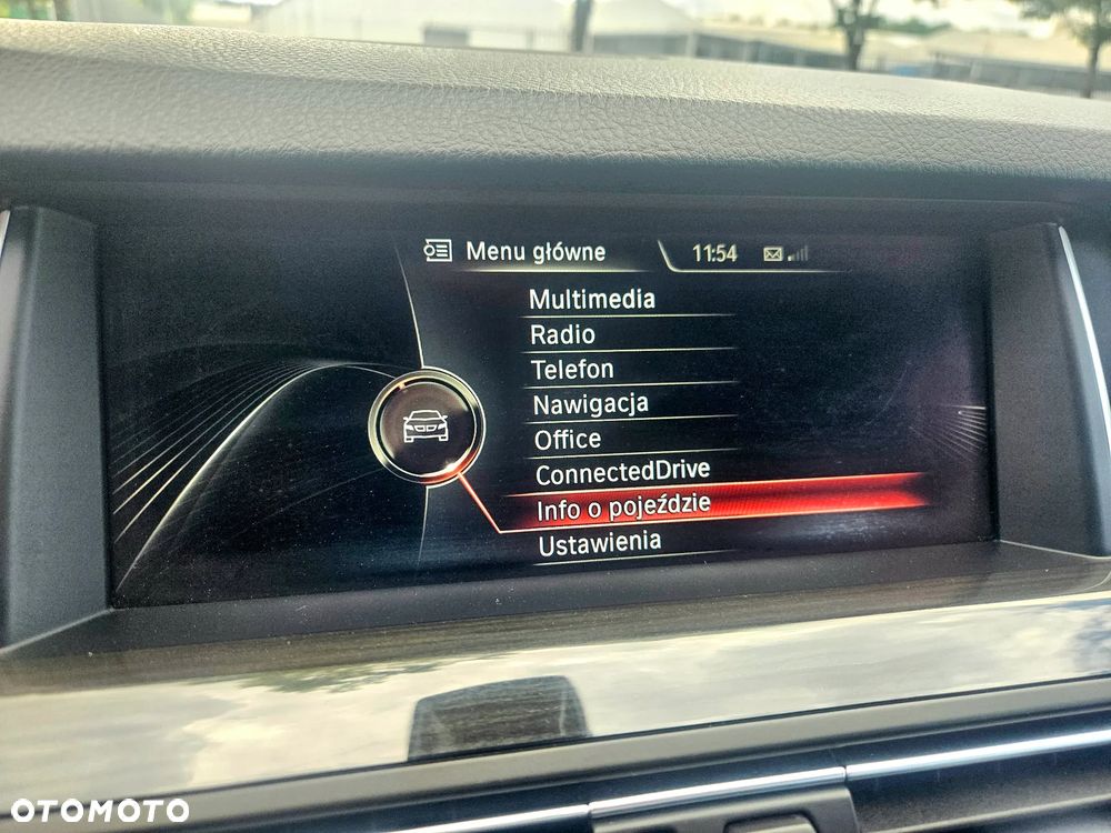 BMW Seria 5 520d Luxury Line - 38