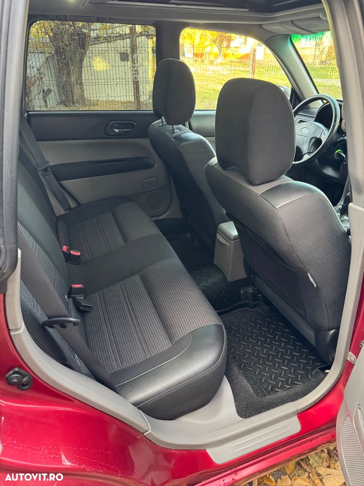 Subaru Forester 2.0 Turbo Aut - 10