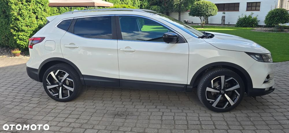 Nissan Qashqai 1.2 DIG-T N-Connecta EU6 - 2