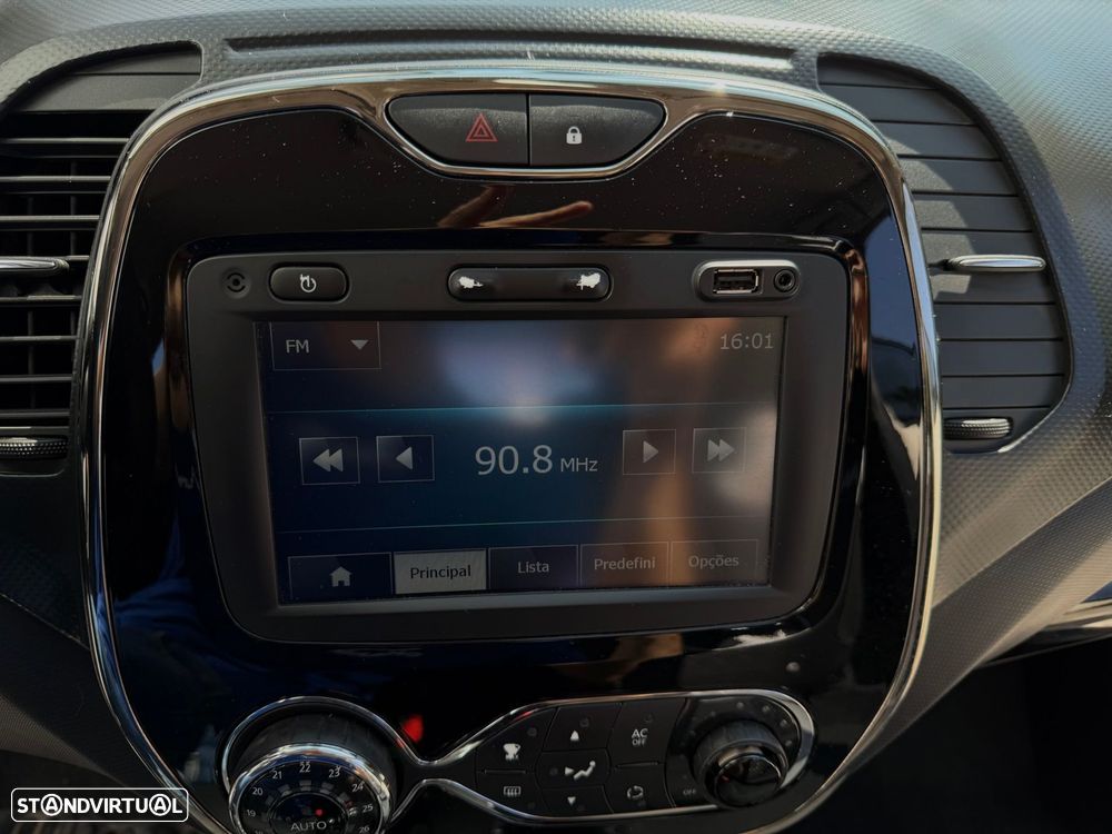 Renault Captur - 28