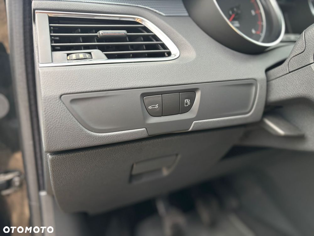 Peugeot 508 HDi FAP 140 Allure - 25