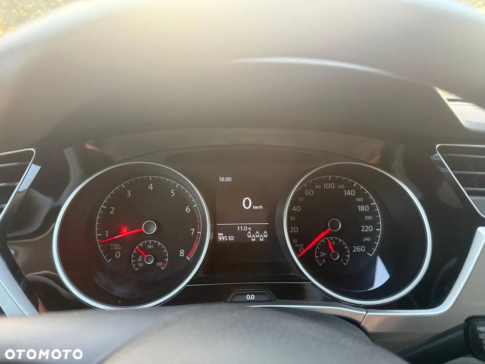 Volkswagen Touran 1.2 TSI BMT Comfortline - 14