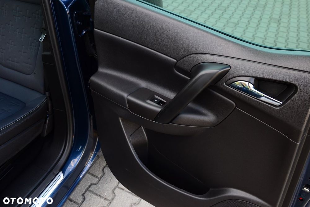 Opel Meriva - 21