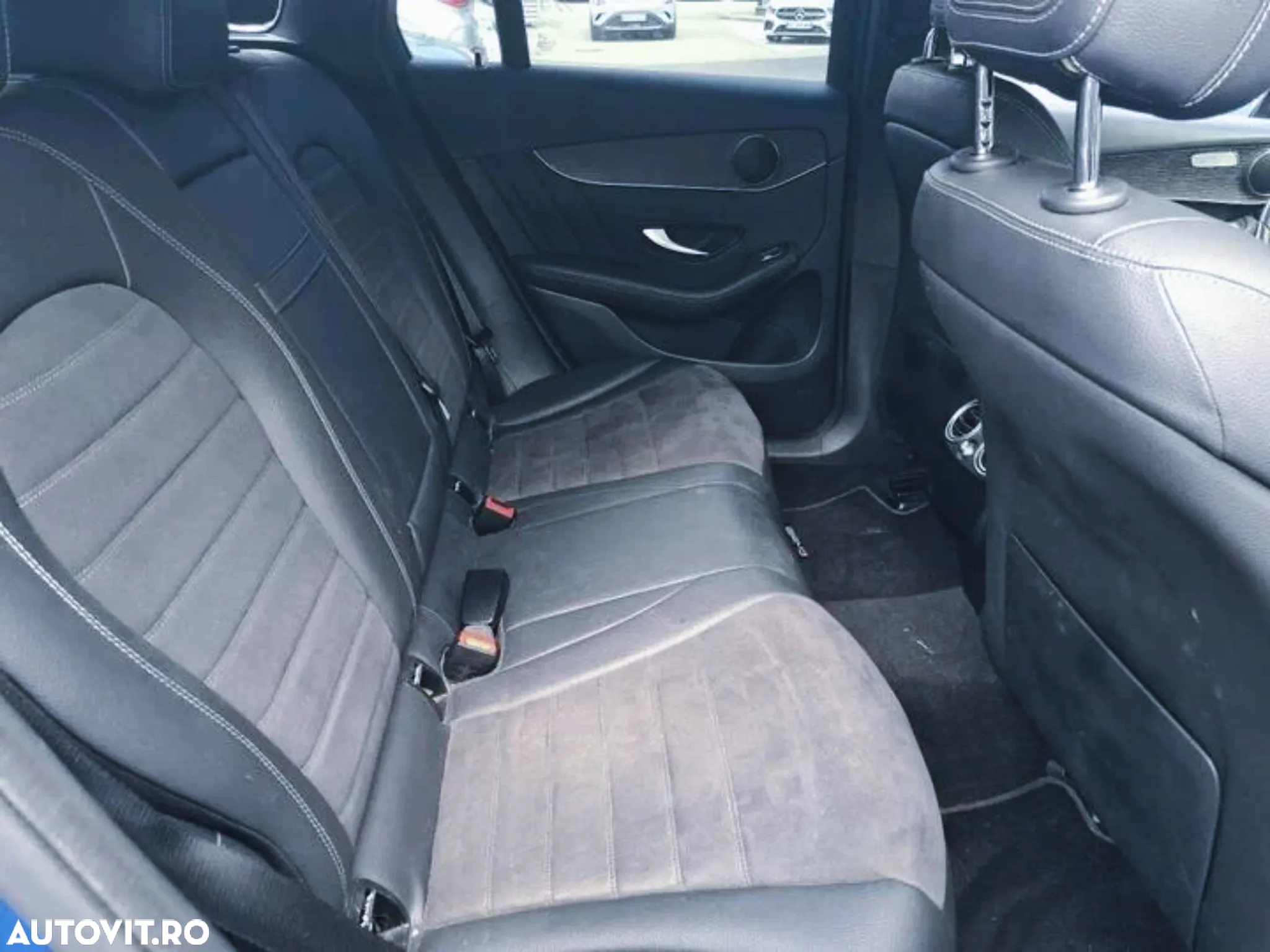 Mercedes-Benz GLC 300 de 4Matic 9G-TRONIC AMG Line - 7