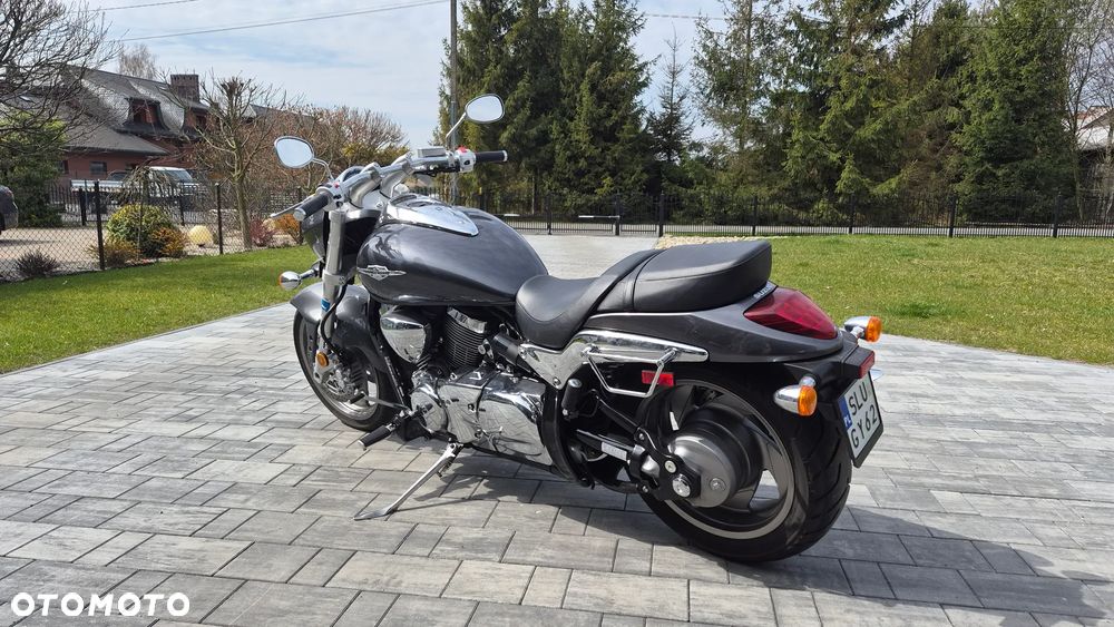 Suzuki Boulevard - 3