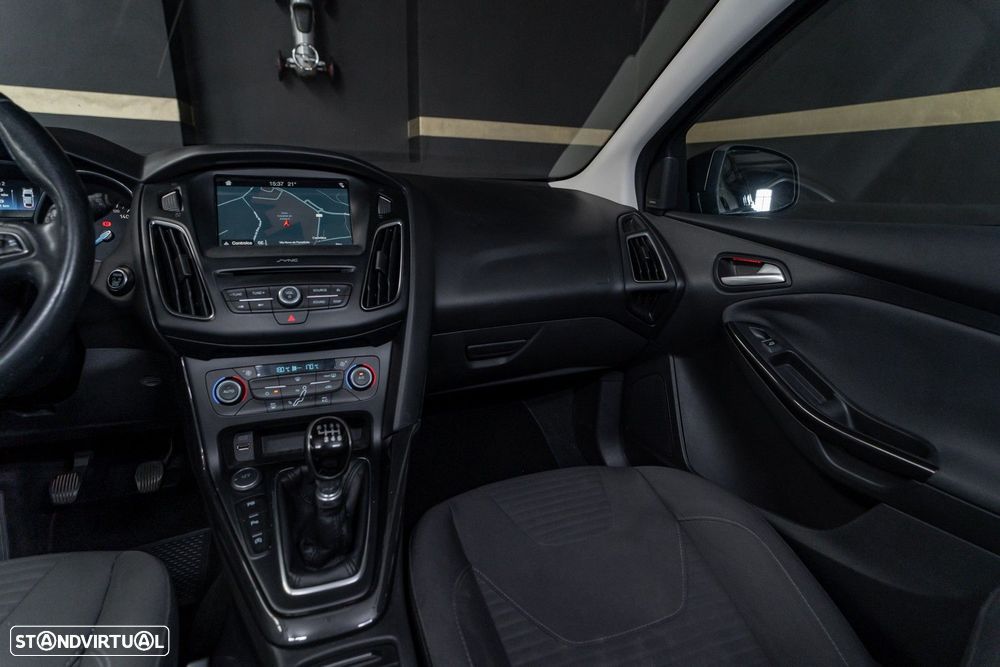Ford Focus - 14