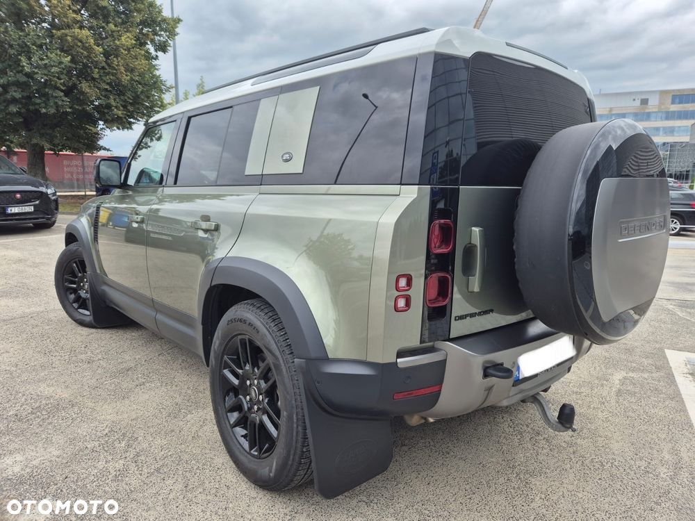 Land Rover Defender 110 D200 X-Dynamic SE - 3