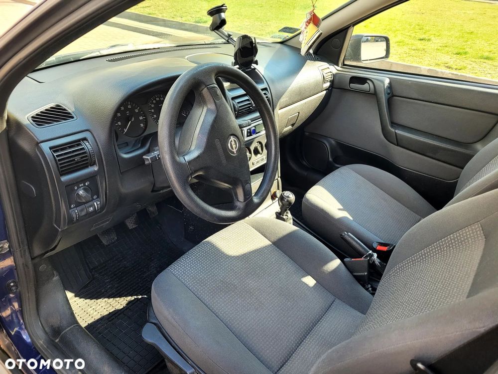 Opel Astra - 8