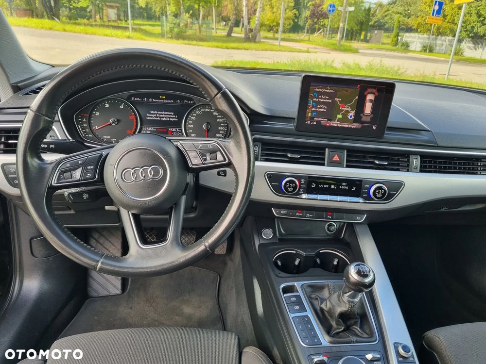 Audi A4 Avant 2.0 TDI - 33