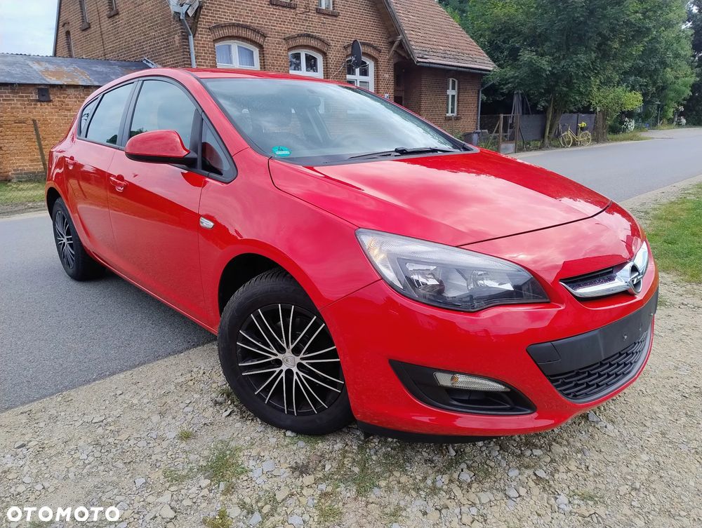 Opel Astra 1.6 Design Edition - 1