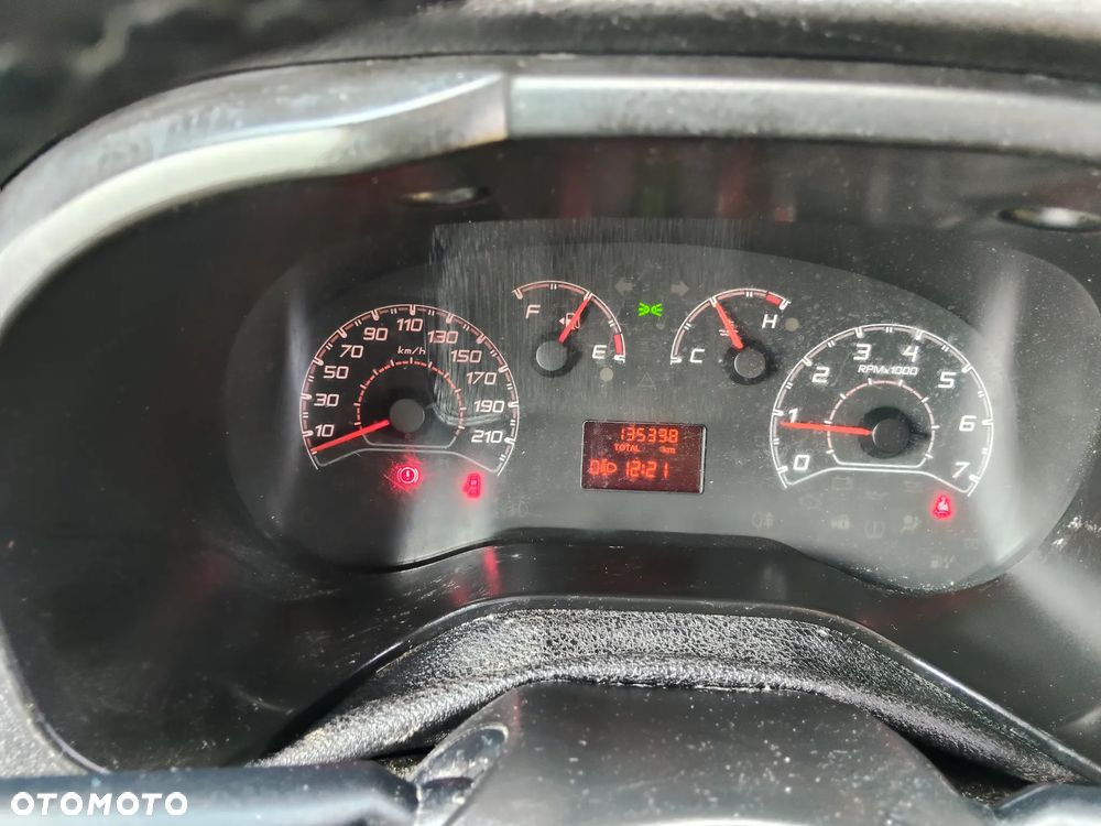 Fiat Doblo - 32