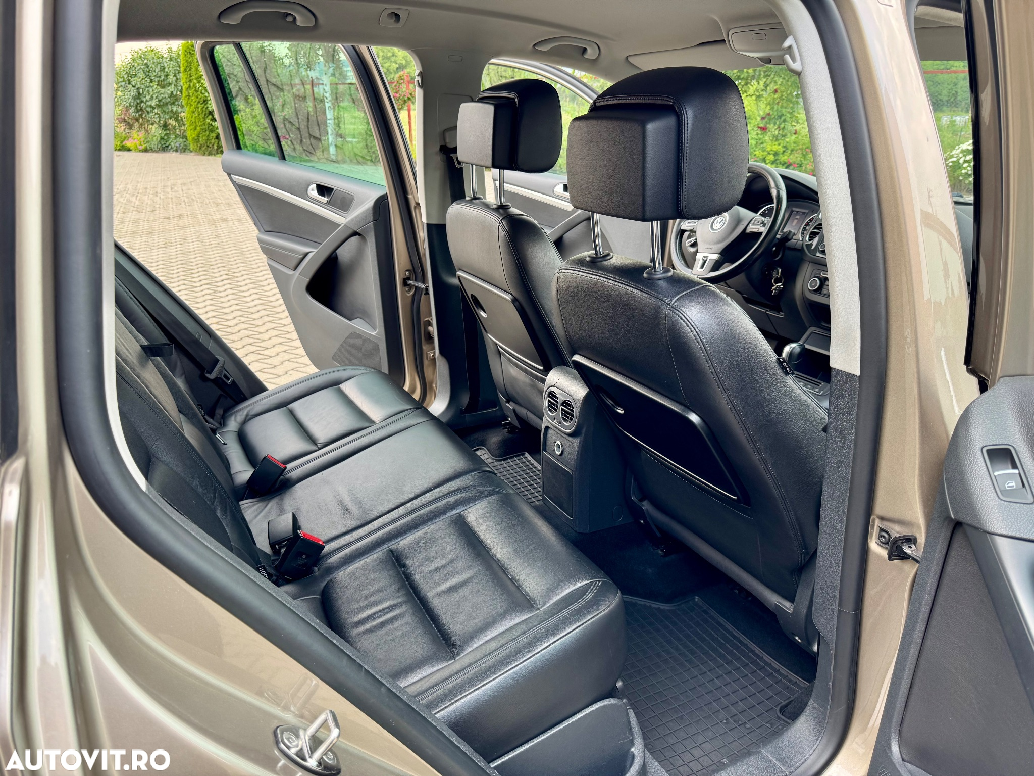 Volkswagen Tiguan 2.0 TDI 4Mot DSG Highline - 13