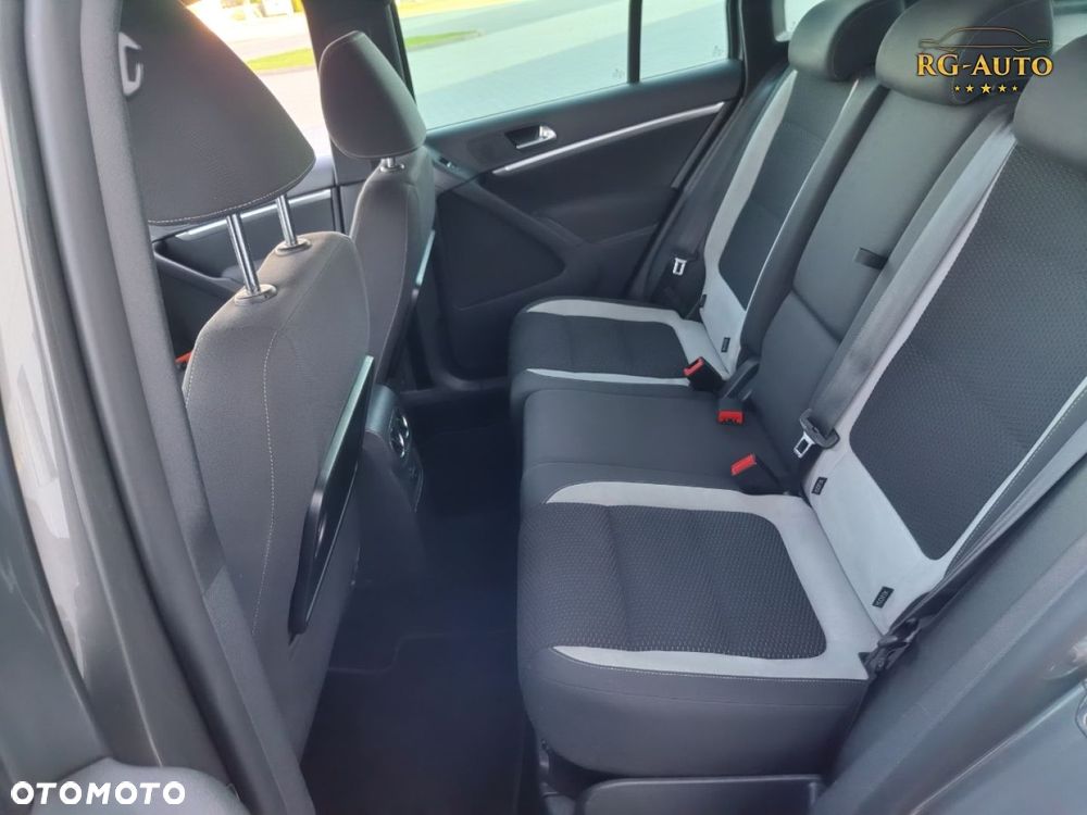 Volkswagen Tiguan - 29