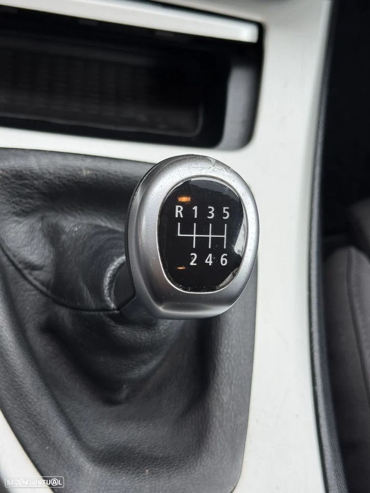 BMW 318 d DPF Edition Sport - 18