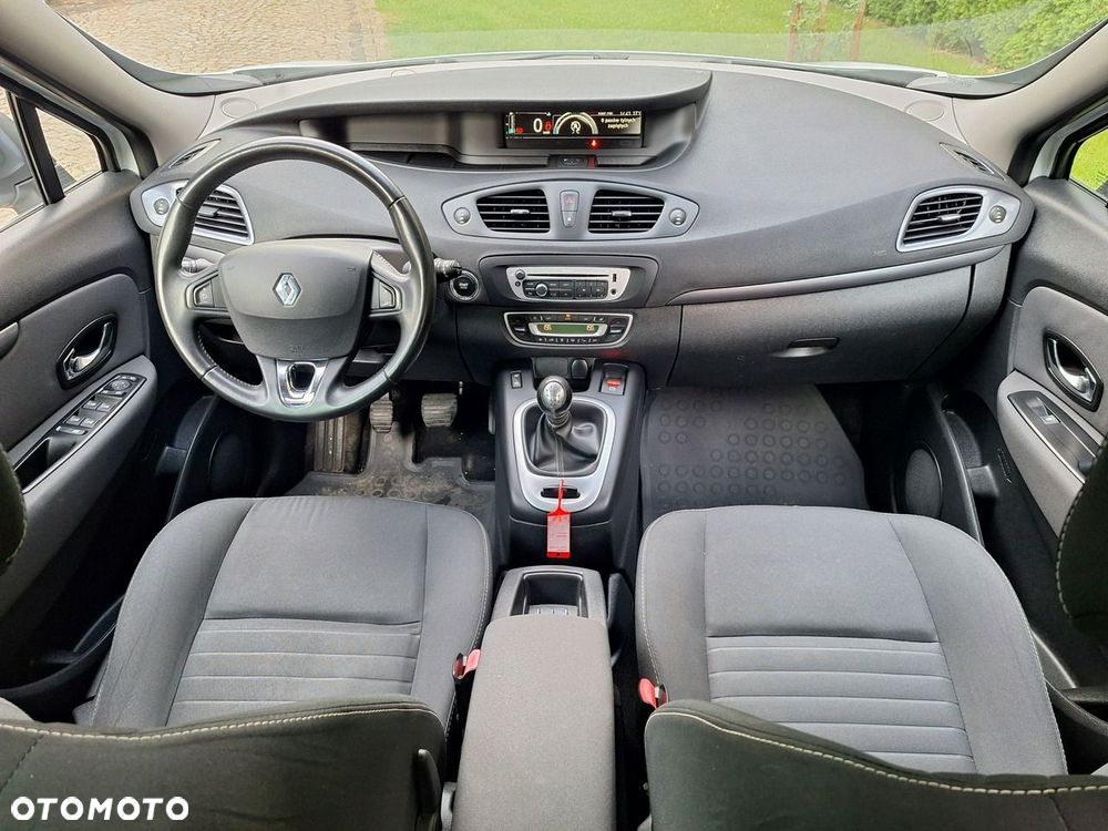 Renault Scenic - 5