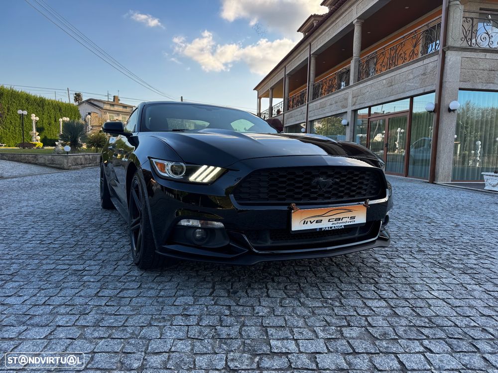 Ford Mustang 2.3 Eco Boost Aut. - 3