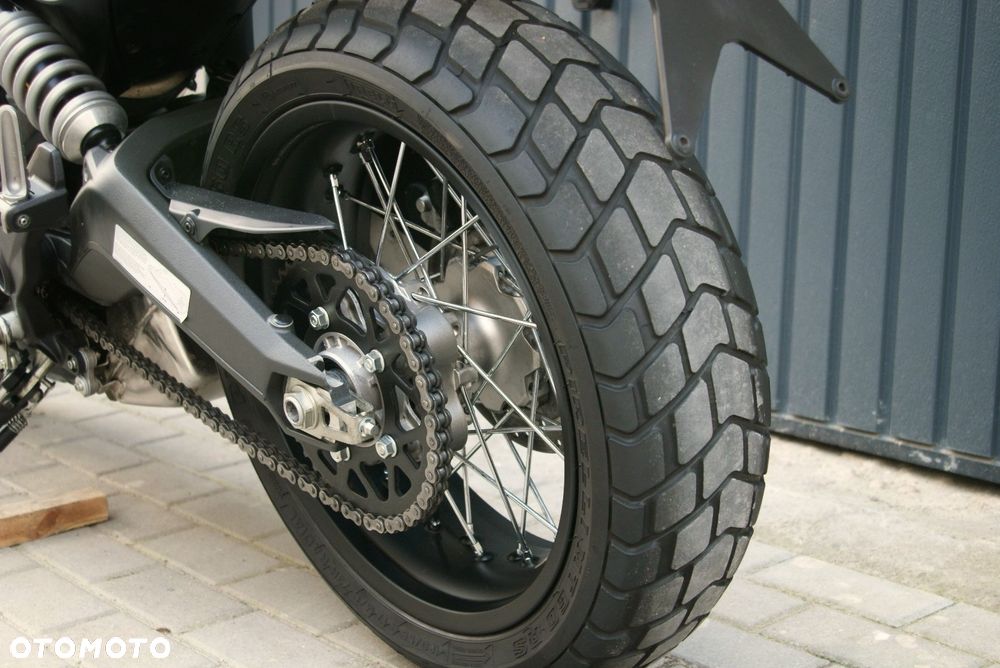 Ducati Scrambler - 11