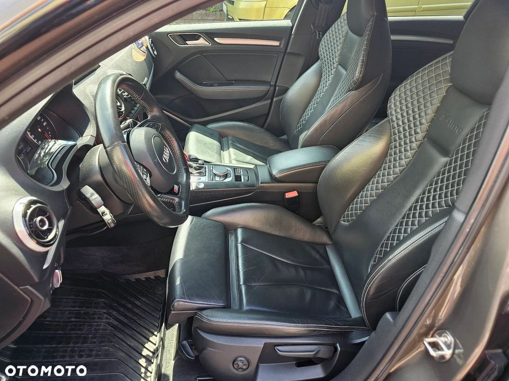 Audi A3 Sportback 2.0 TDI clean diesel Quattro Ambiente S tronic - 30