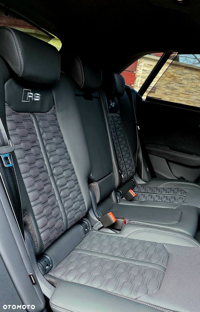 Audi RS Q8 - 15