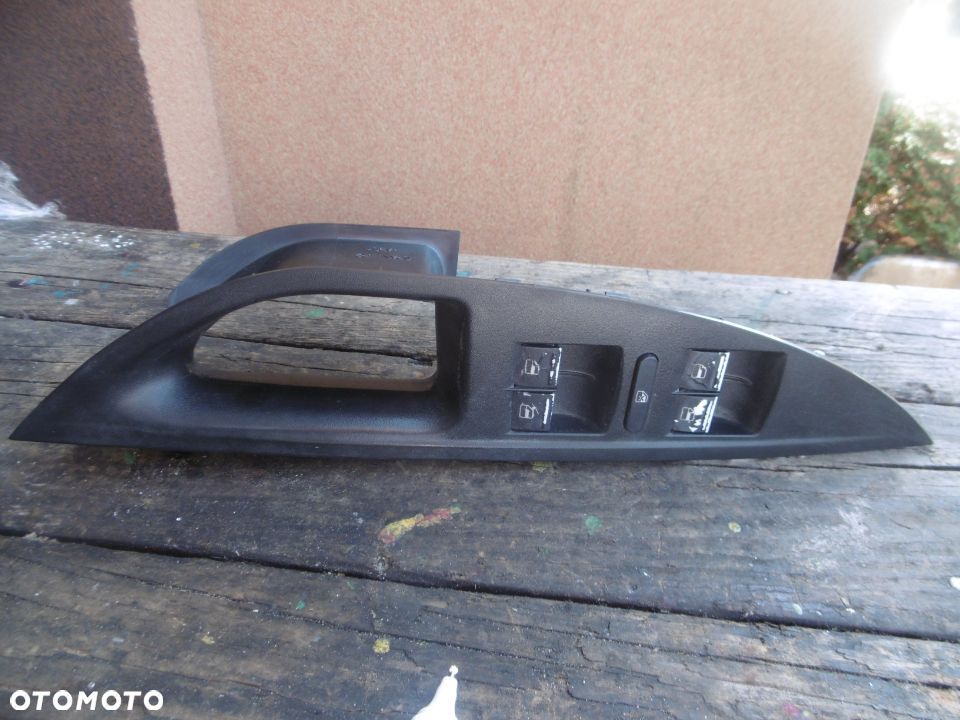 Przełącznik panel szyb lewy przód SEAT ALTEA K4959857 EUROPA - 1