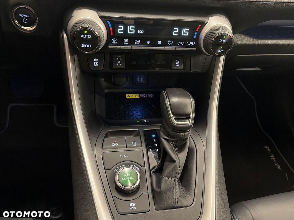 Toyota RAV4 2.5 Hybrid Selection 4x4 - 19