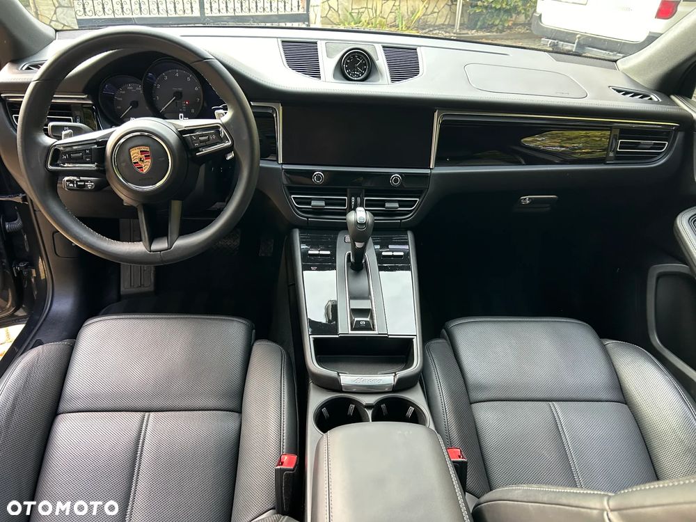 Porsche Macan - 12