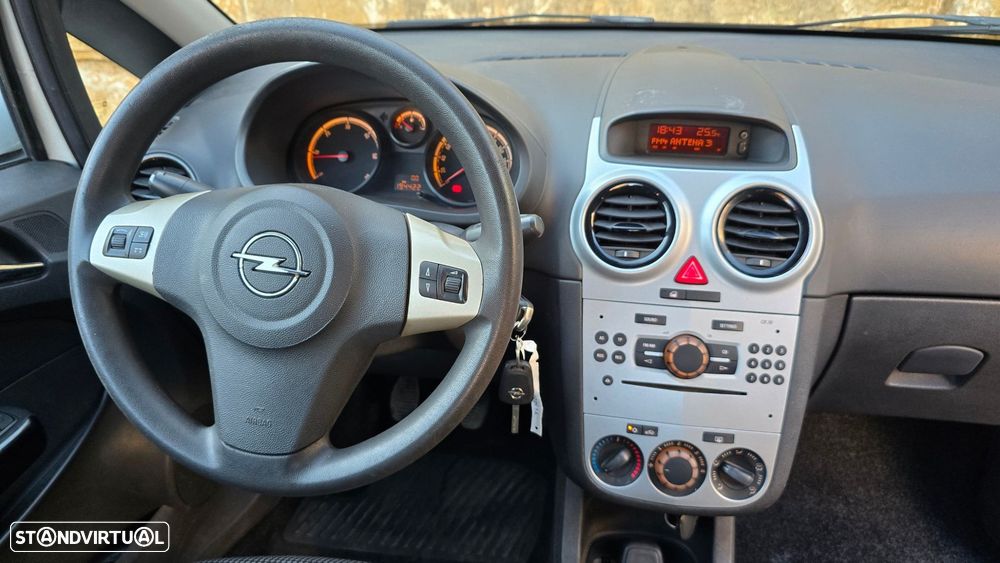 Opel Corsa 1.3 CDTi - 11