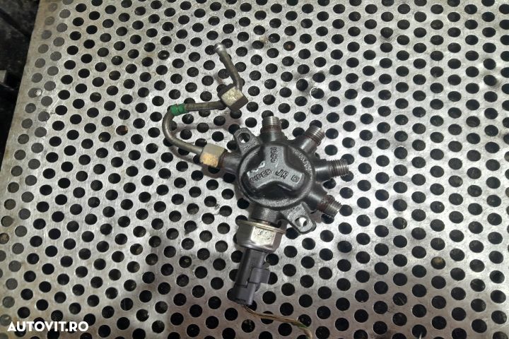 Rampa injectoare 8200584034 / H8200334367 8200584034 / H8200334367 Da - 1