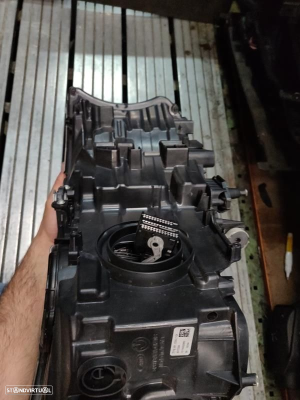 Farol Frente Esquerdo / Otica Esquerda Bmw 7 (G11, G12)  7483905-01 Zk - 8