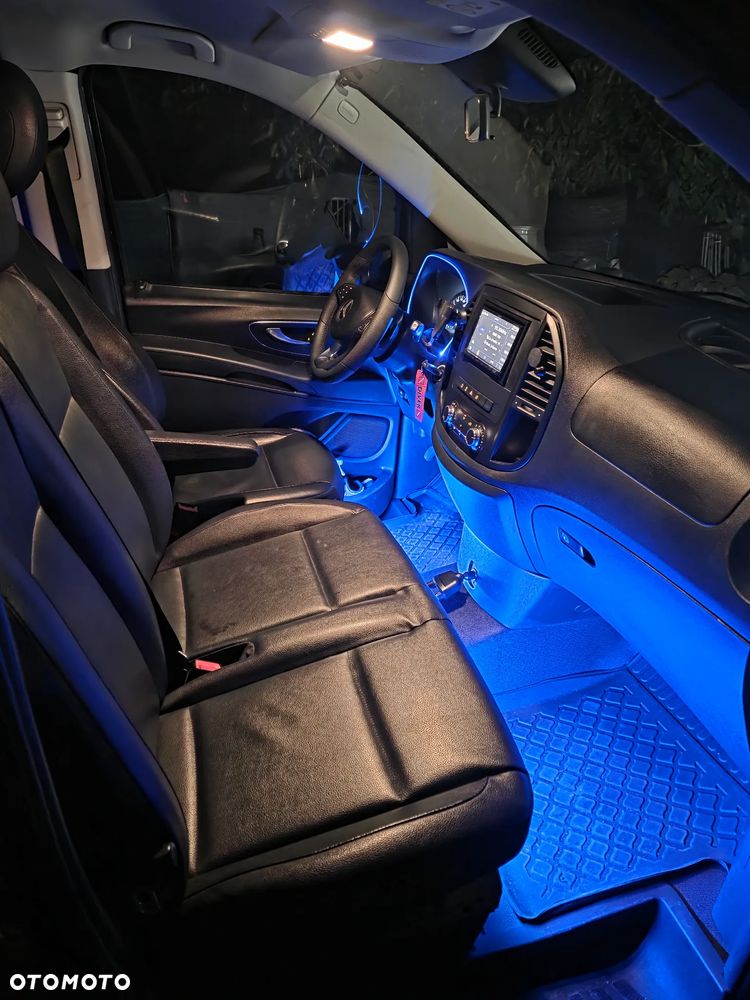 Mercedes-Benz Vito (BlueTEC) Tourer Kompakt SELECT - 12