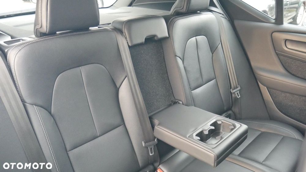 Volvo XC 40 - 21