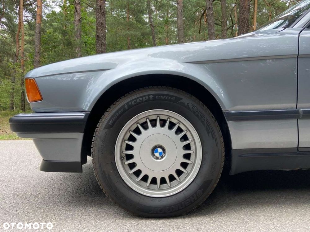 BMW Seria 7 - 14