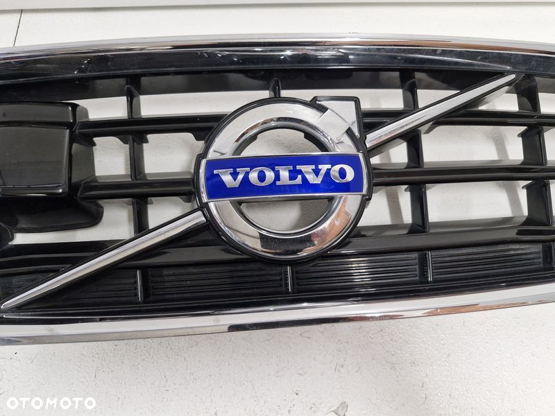 VOLVO V40 2 II GRILL ATRAPA ZDERZAKA PRZÓD PRZEDNIA 31353126 - 2