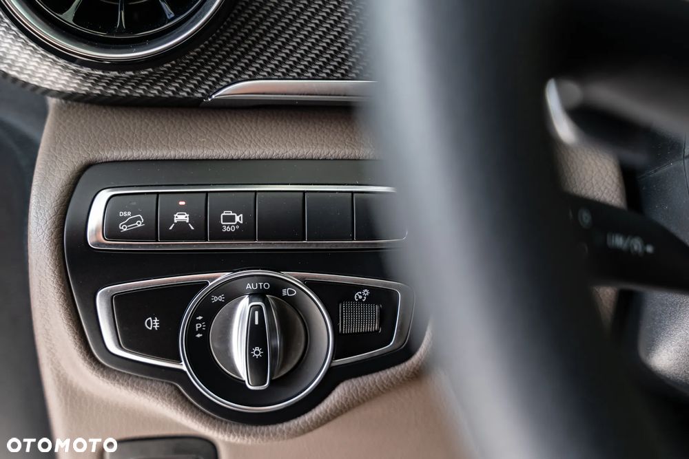 Mercedes-Benz Klasa V 300 d 4-Matic Exclusive 9G-Tronic (d³ugi) - 26