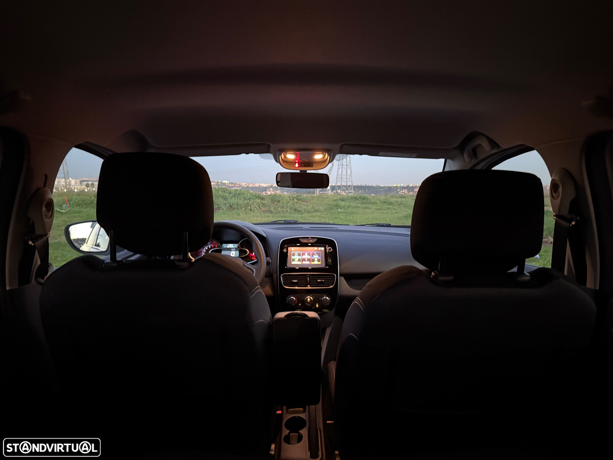Renault Clio Sport Tourer 0.9 TCe Limited Edition - 18