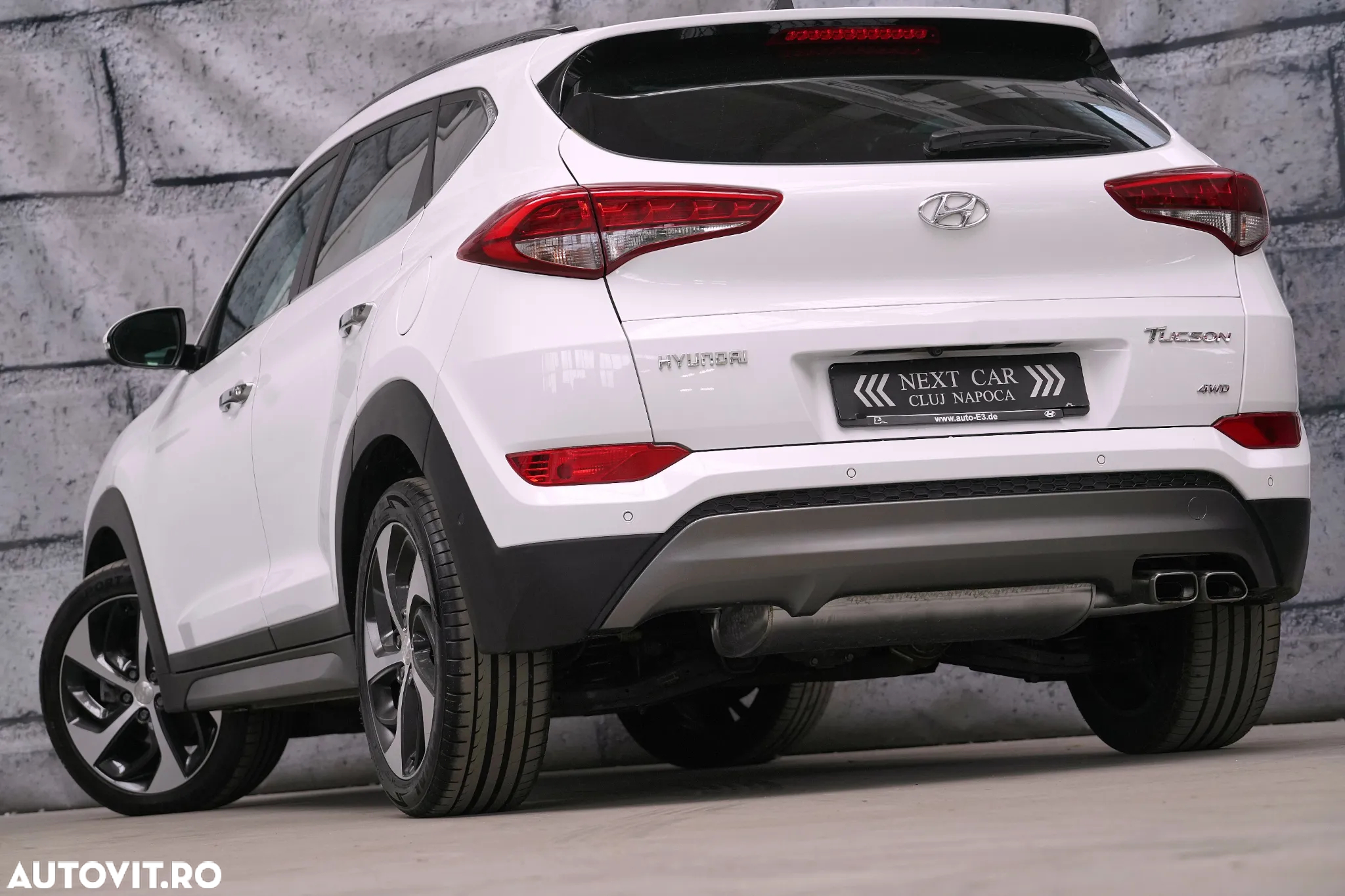 Hyundai Tucson 2.0 CRDI 4WD 6AT Premium+ - 3