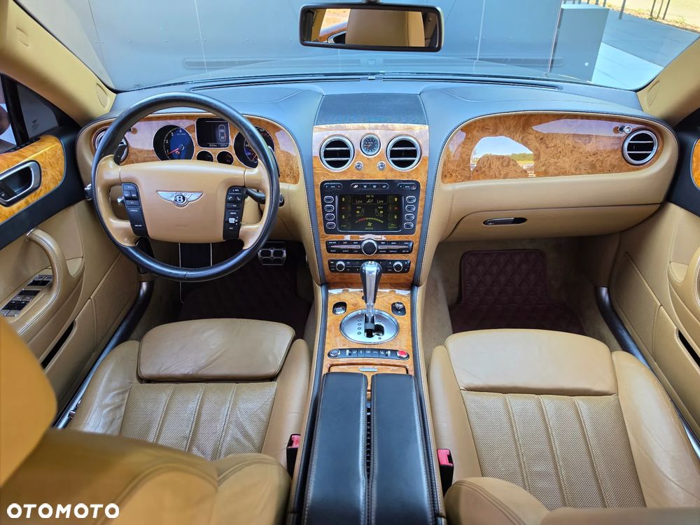 Bentley Flying Spur - 6