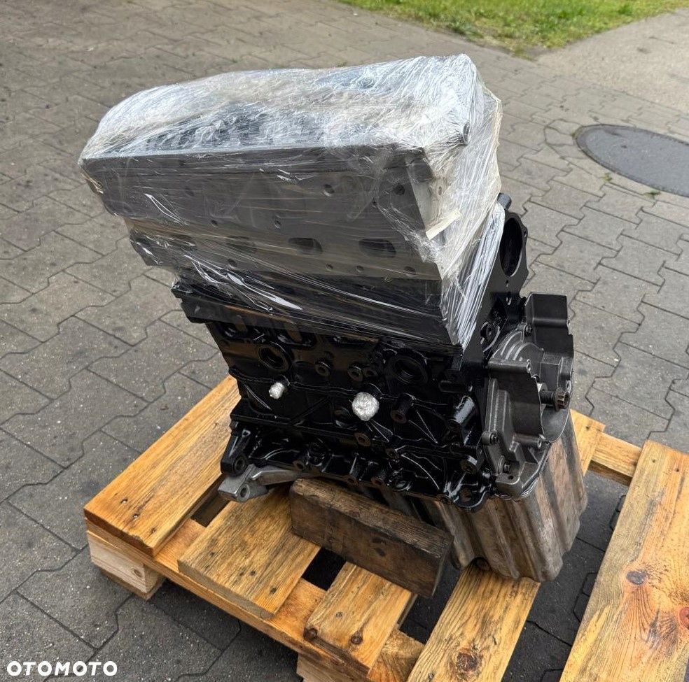 SILNIK CKT 2.0 TDI VW CRAFTER - 3