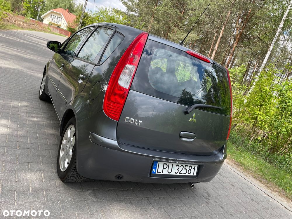 Mitsubishi Colt - 11