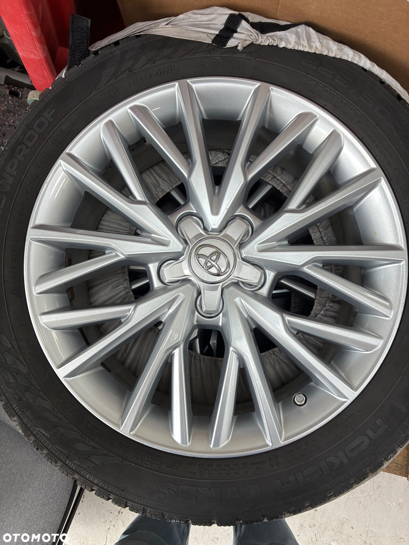 Toyota C-HR 2.0 Hybrid Executive - 33