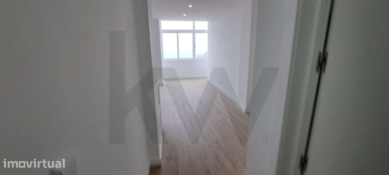 Oportunidade Imperdível - Apartamento T3 Amadora Águas Livres - Grande imagem: 4/21